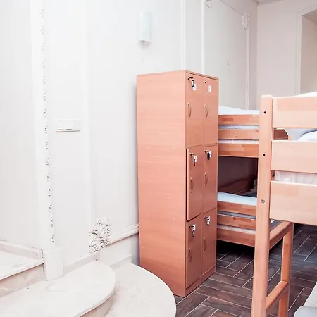 Hostel Globus Maidan
